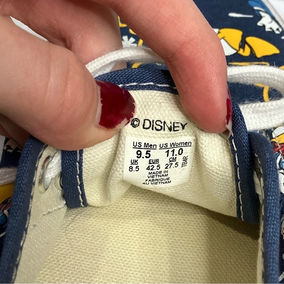 Vans x Disney Donald Duck lace up sneakers unisex sizing - Picture 7 of 7